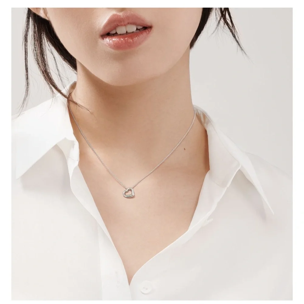 Tiffany Open Heart Pendant Necklace - Silver - Picture 5 of 5